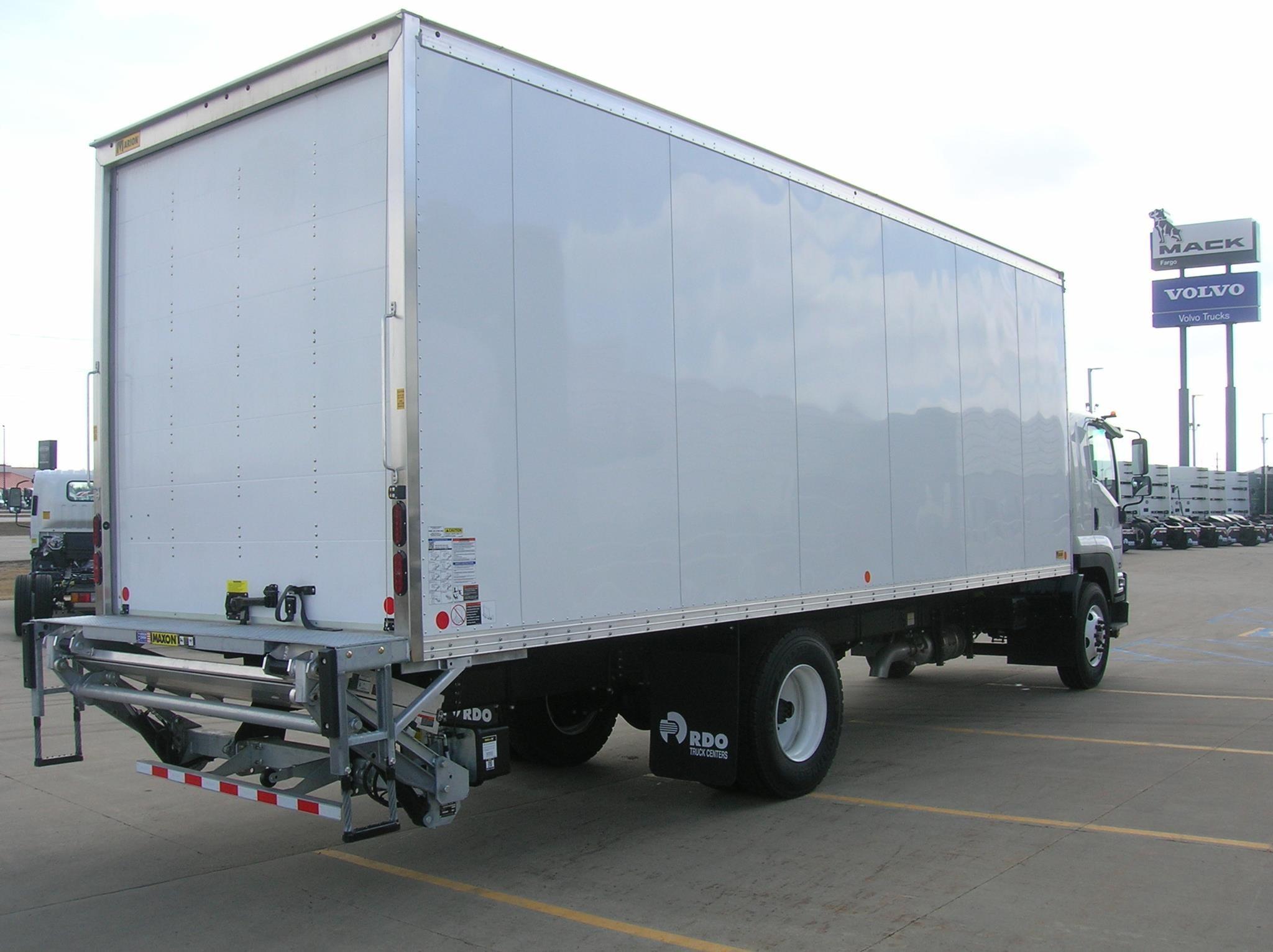2025 Isuzu FTR — photo 5