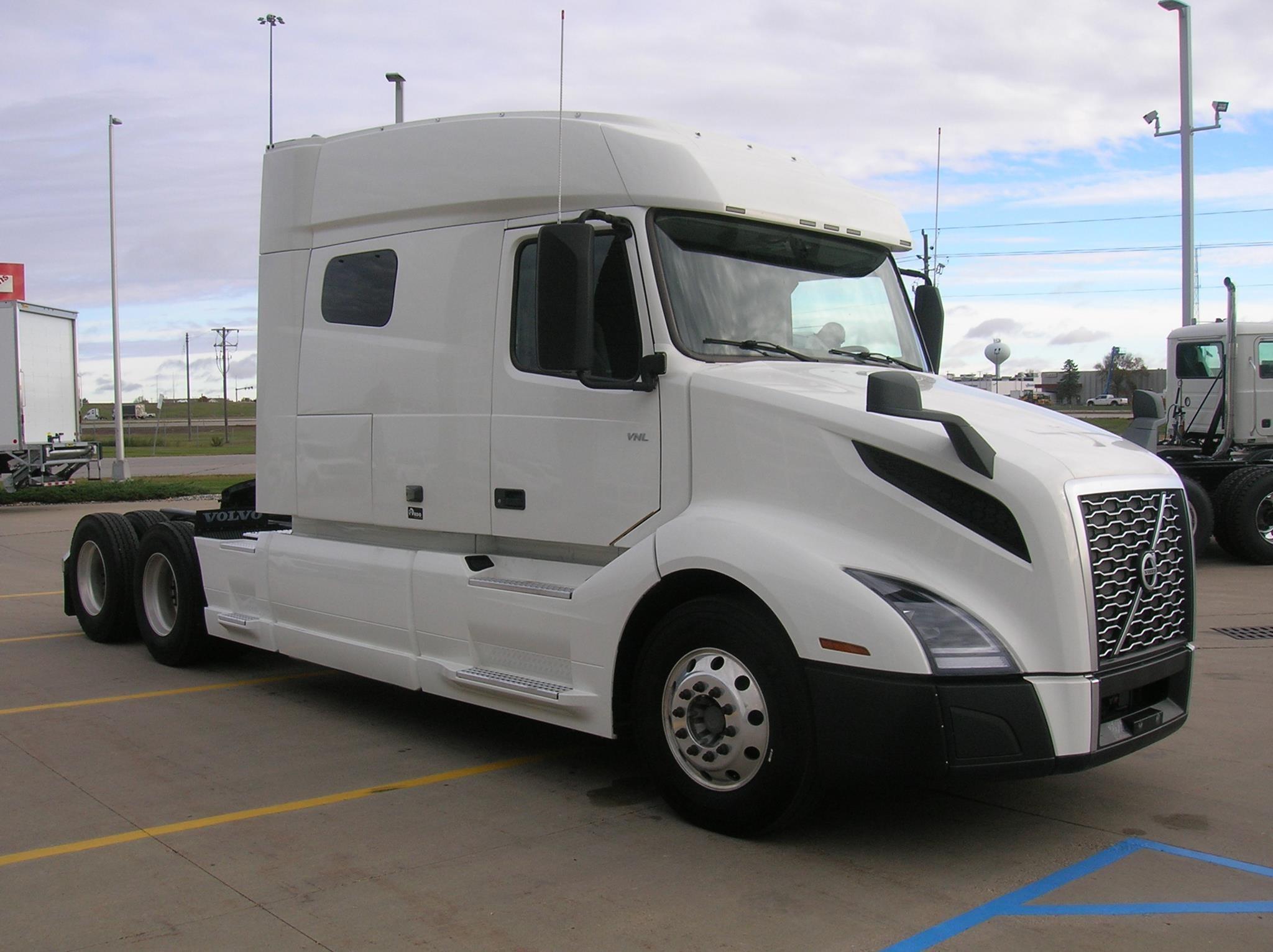 2021 Volvo — photo 3
