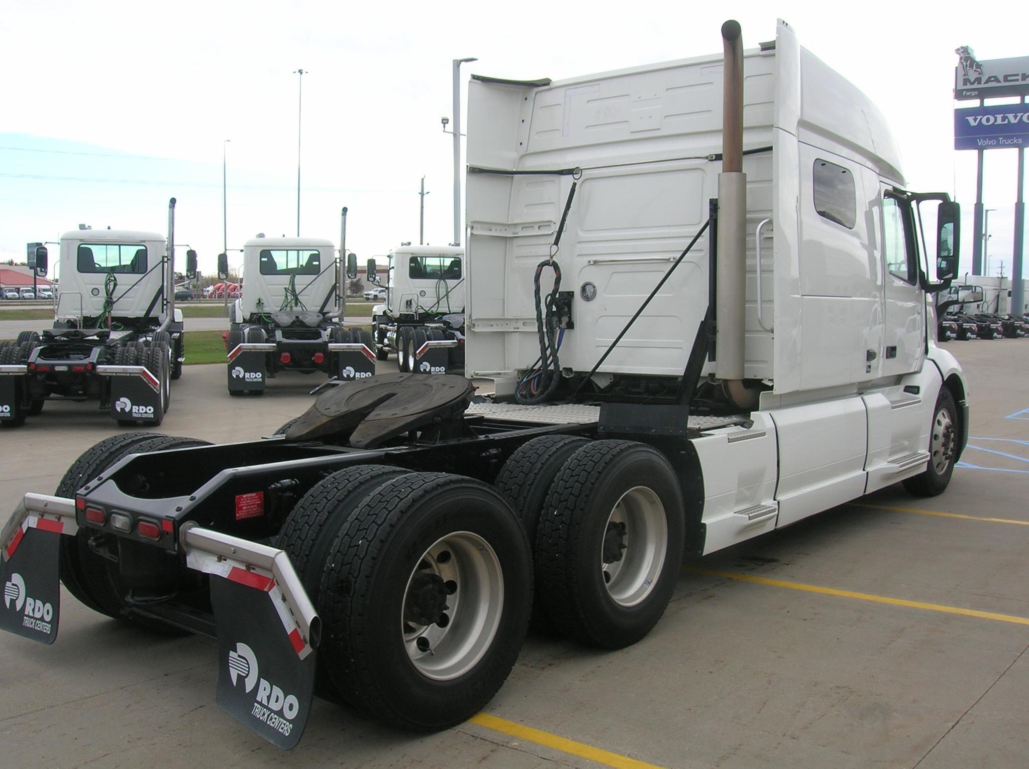 2022 Volvo — photo 5