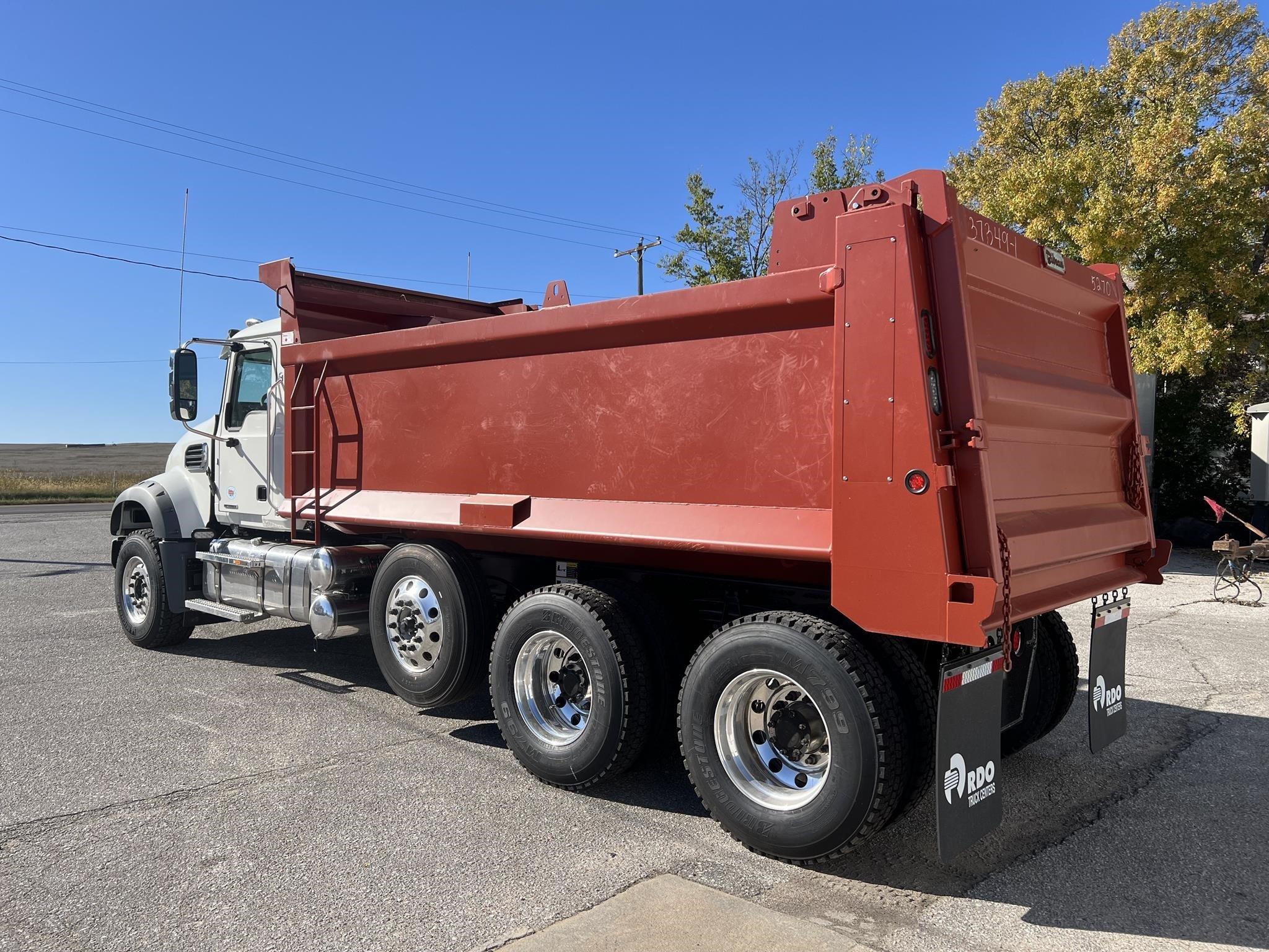 2026 Mack — photo 3