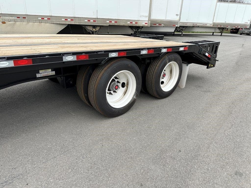 2027 Dorsey Trailer in Villa Ridge, MO — photo 5
