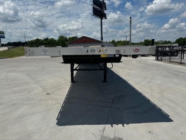 2027 Dorsey Trailer — photo 2