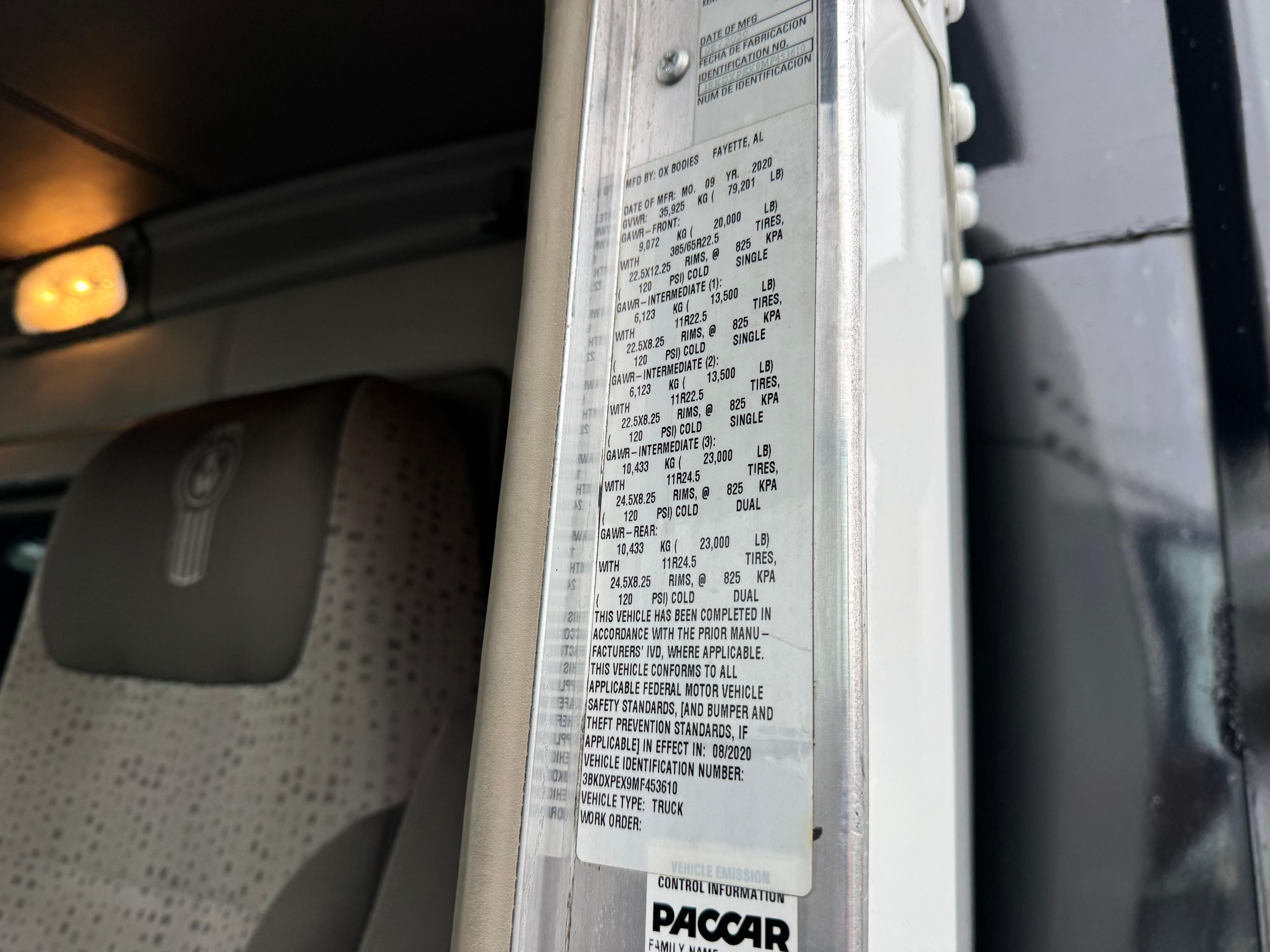 2021 Kenworth T800 in Landover, MD — photo 4