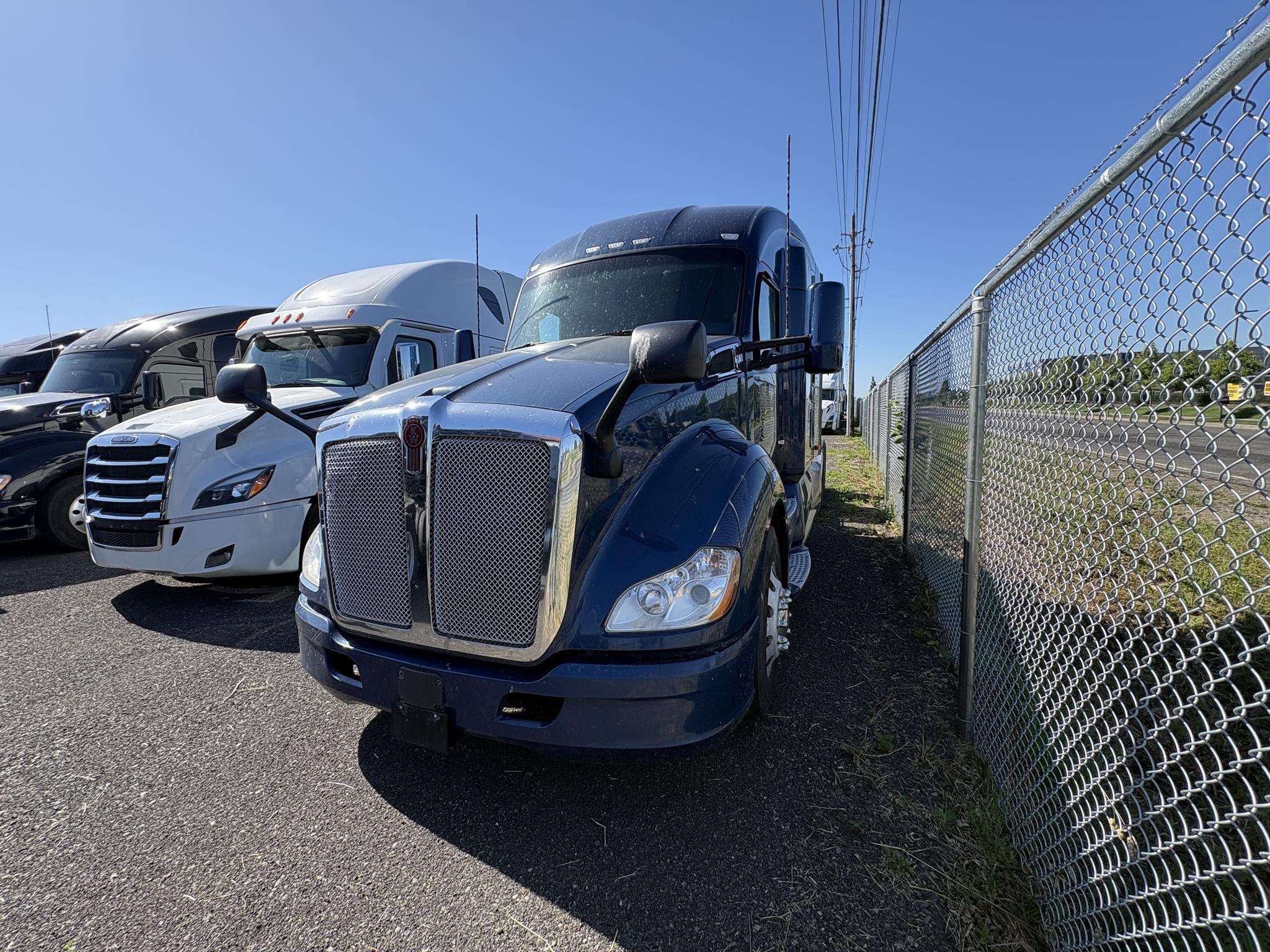 2022 Kenworth T680