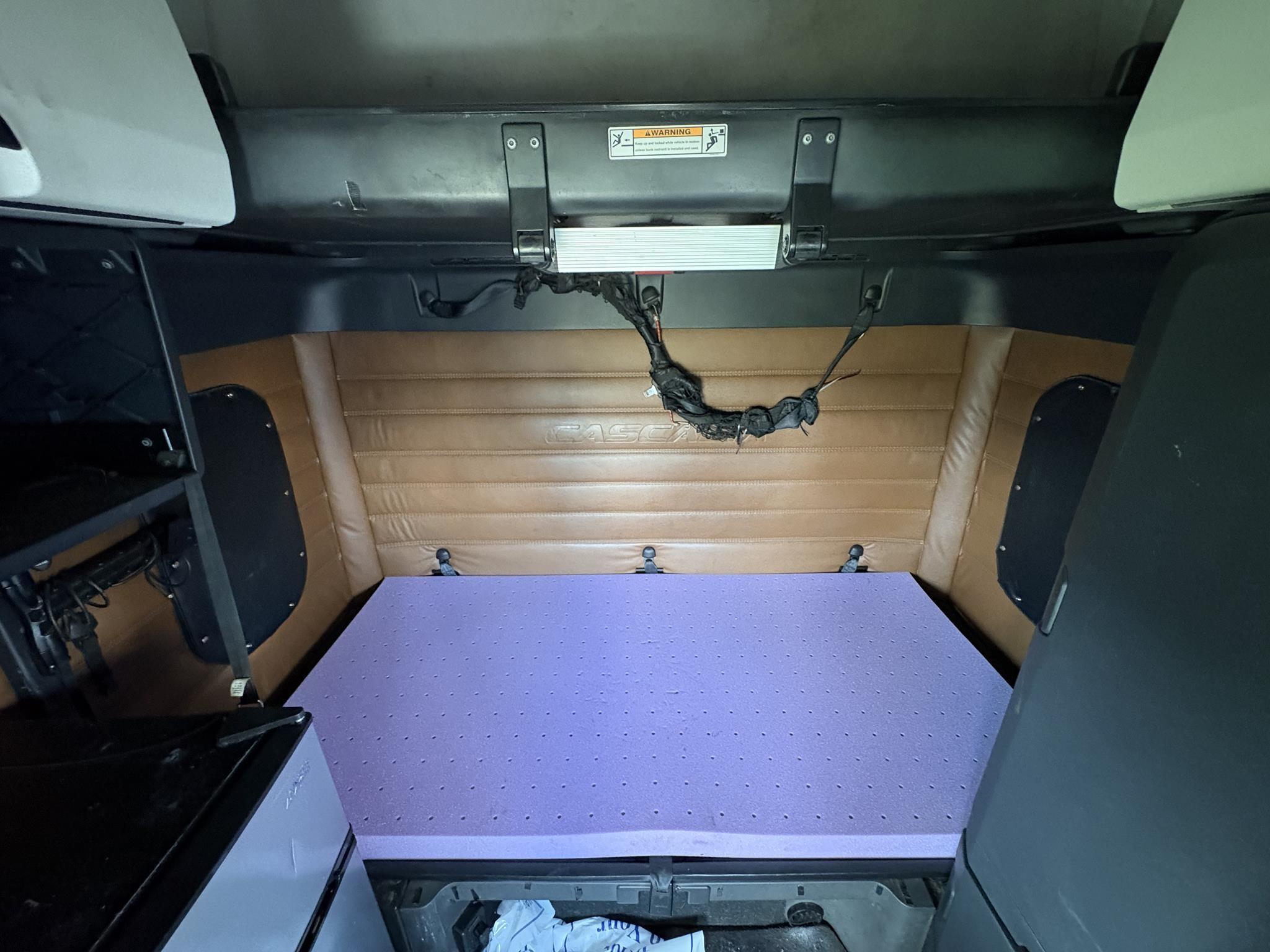 2022 Freightliner Cascadia in Ridgefield, WA — photo 5