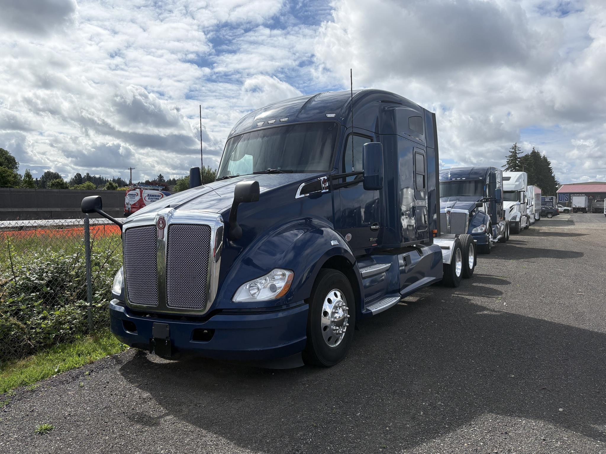 2022 Kenworth T680