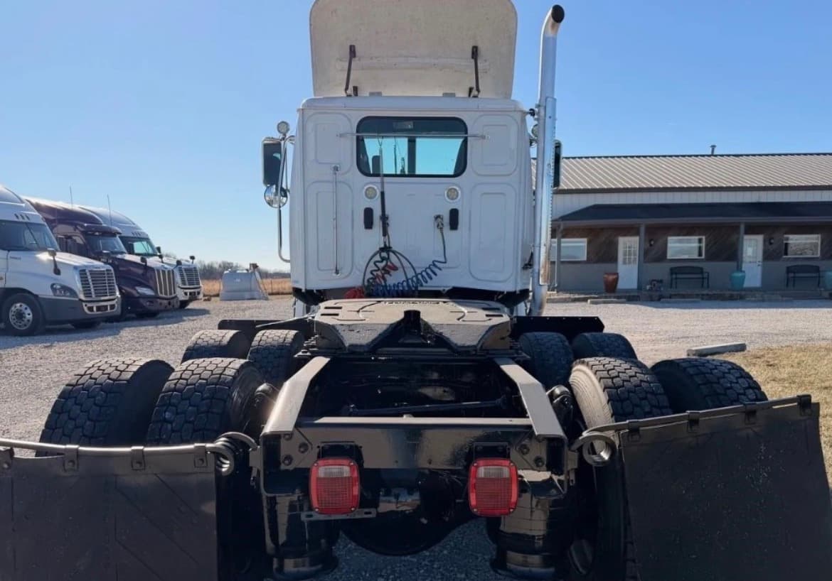 2021 Western Star 4700 — photo 3