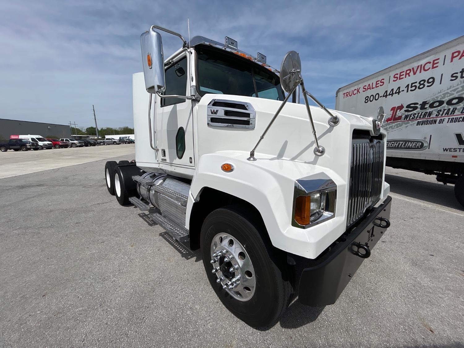 2020 Western Star 4700 — photo 3