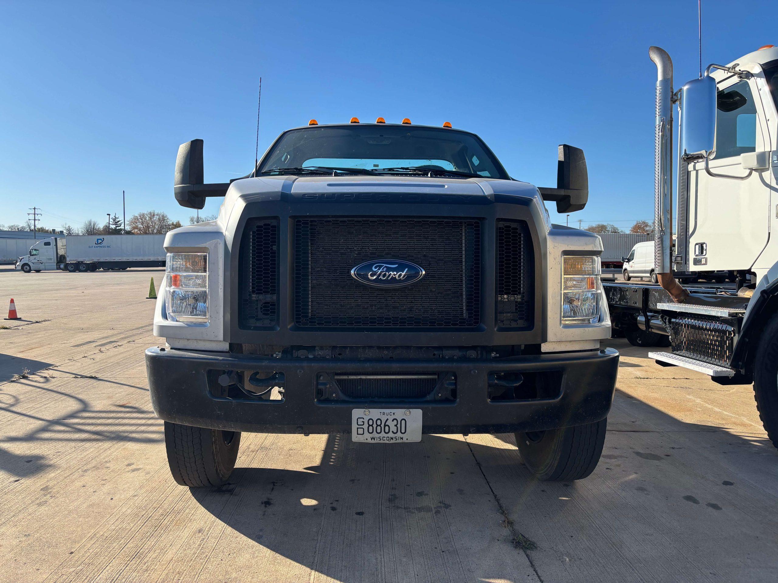 2022 Ford F-650 in Dubuque, IA — photo 2