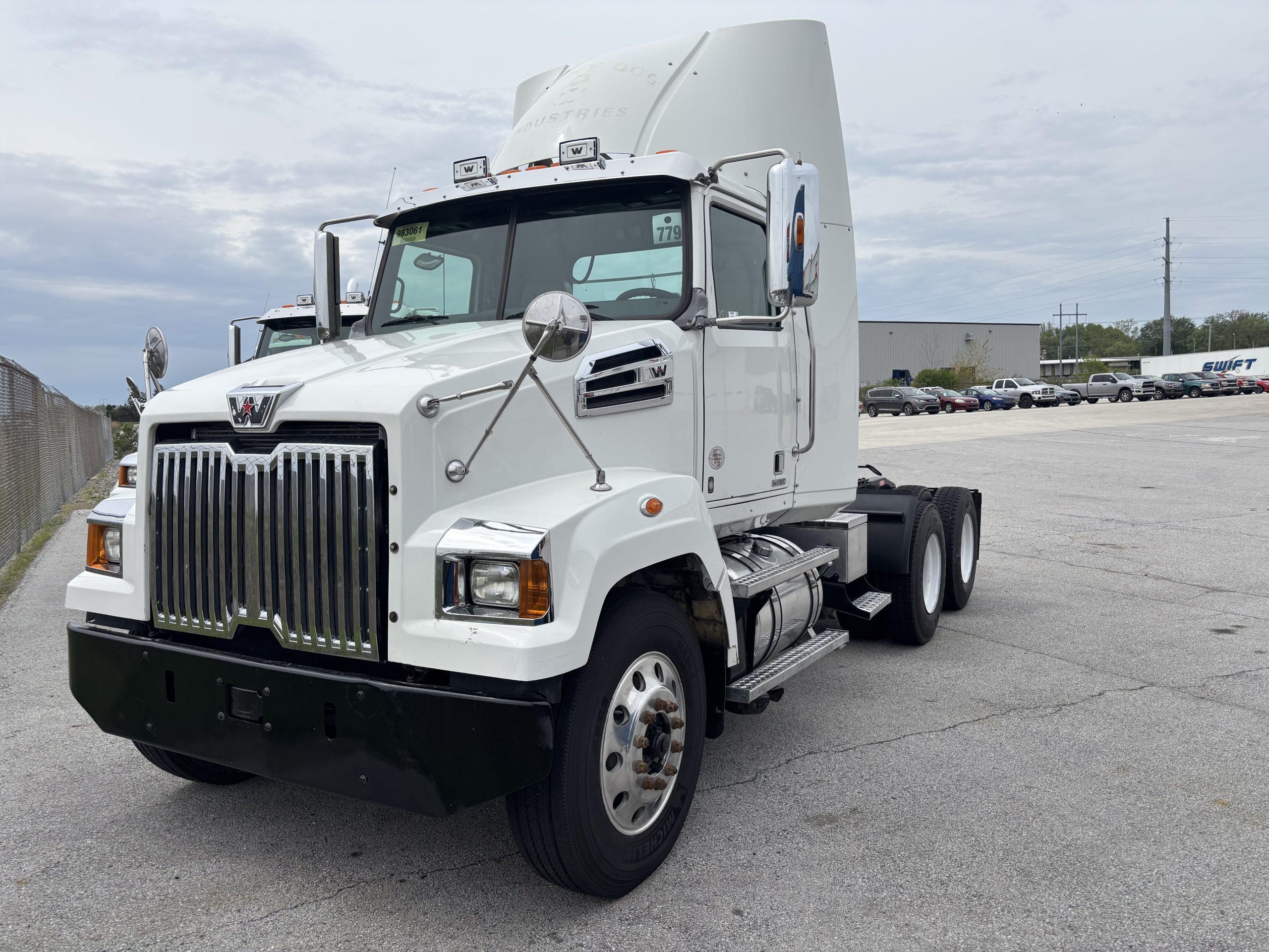 2020 Western Star 4700 — photo 4